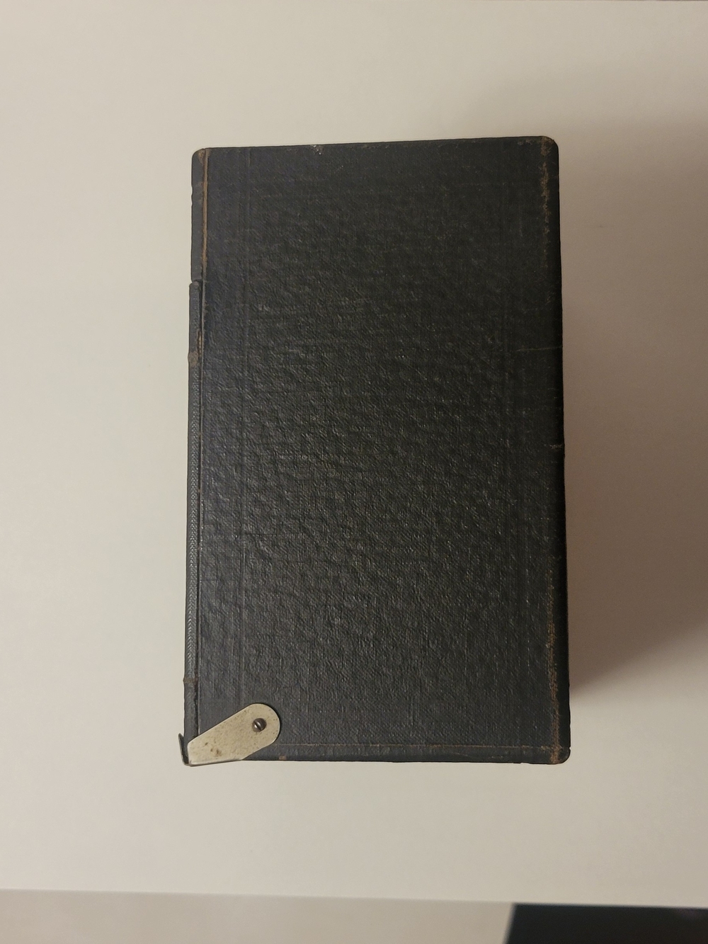 Antique Kewpie Box Camera - 1915-1922 Black Leatherette Film Camera - Picture 6 of 8